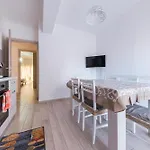 Damilhouse 7 Apartamento Mesina